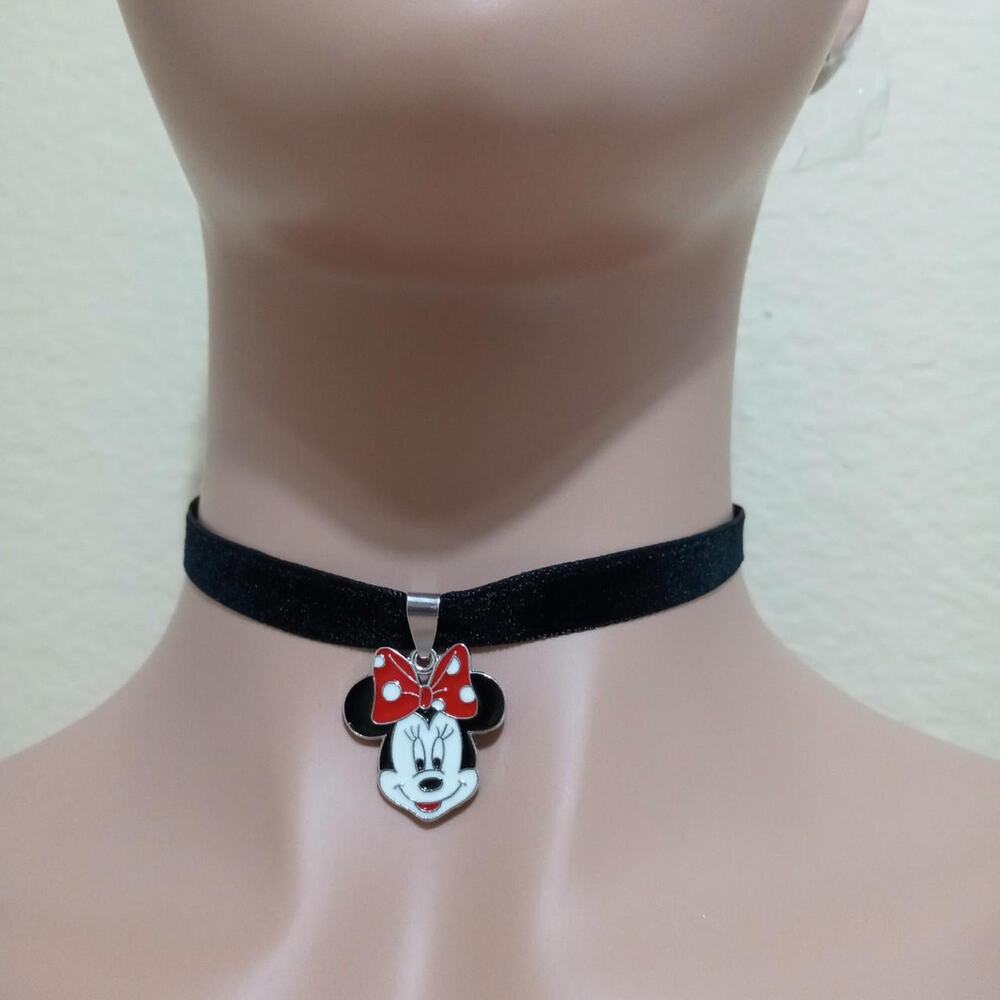 Minnie choker necklace adjustable